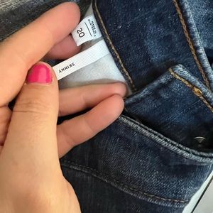 Ankle leg distressed stretchy loft jeans